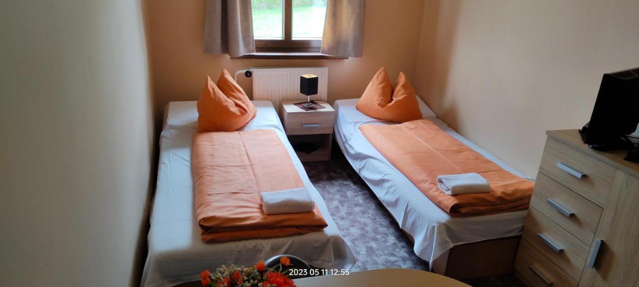 Motorest U Kone Kamenicky Senov Exteriér fotografie